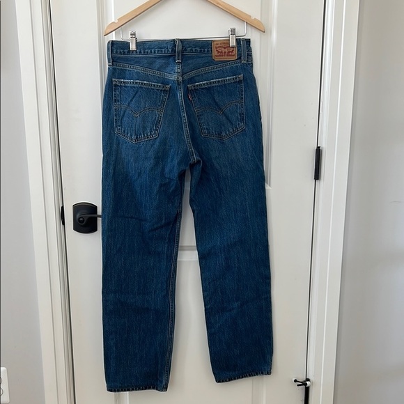 Levi Low Pro Straight Leg Jeans - Picture 4 of 9